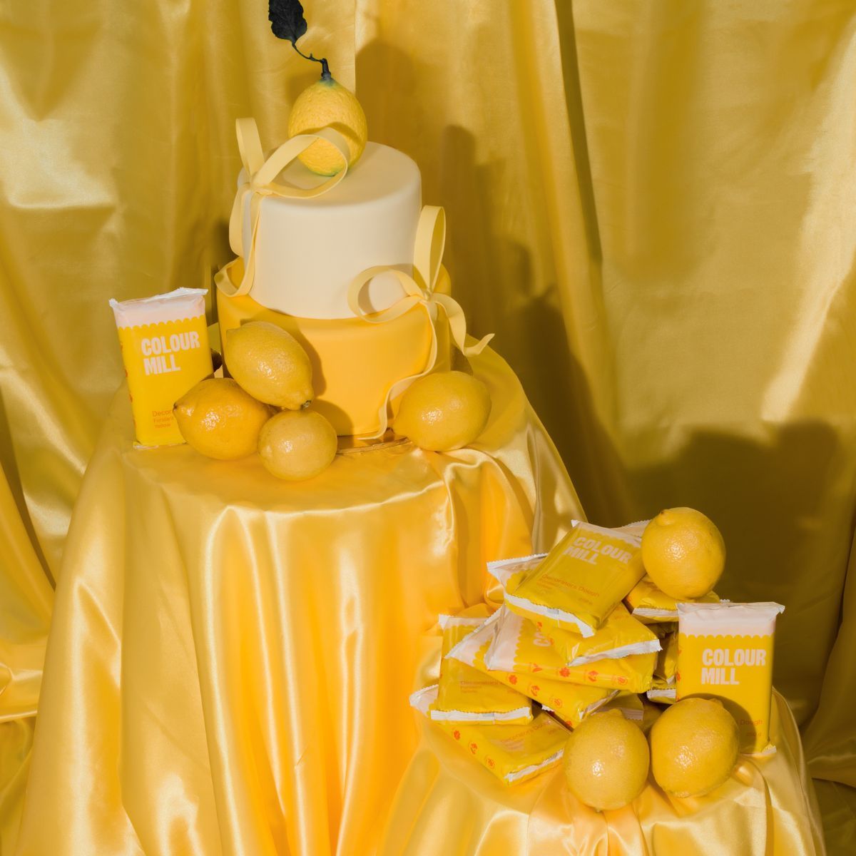 Фондан / Захарна паста – Жълто “Yellow” 250 гр. – Colour Mill - Image 2